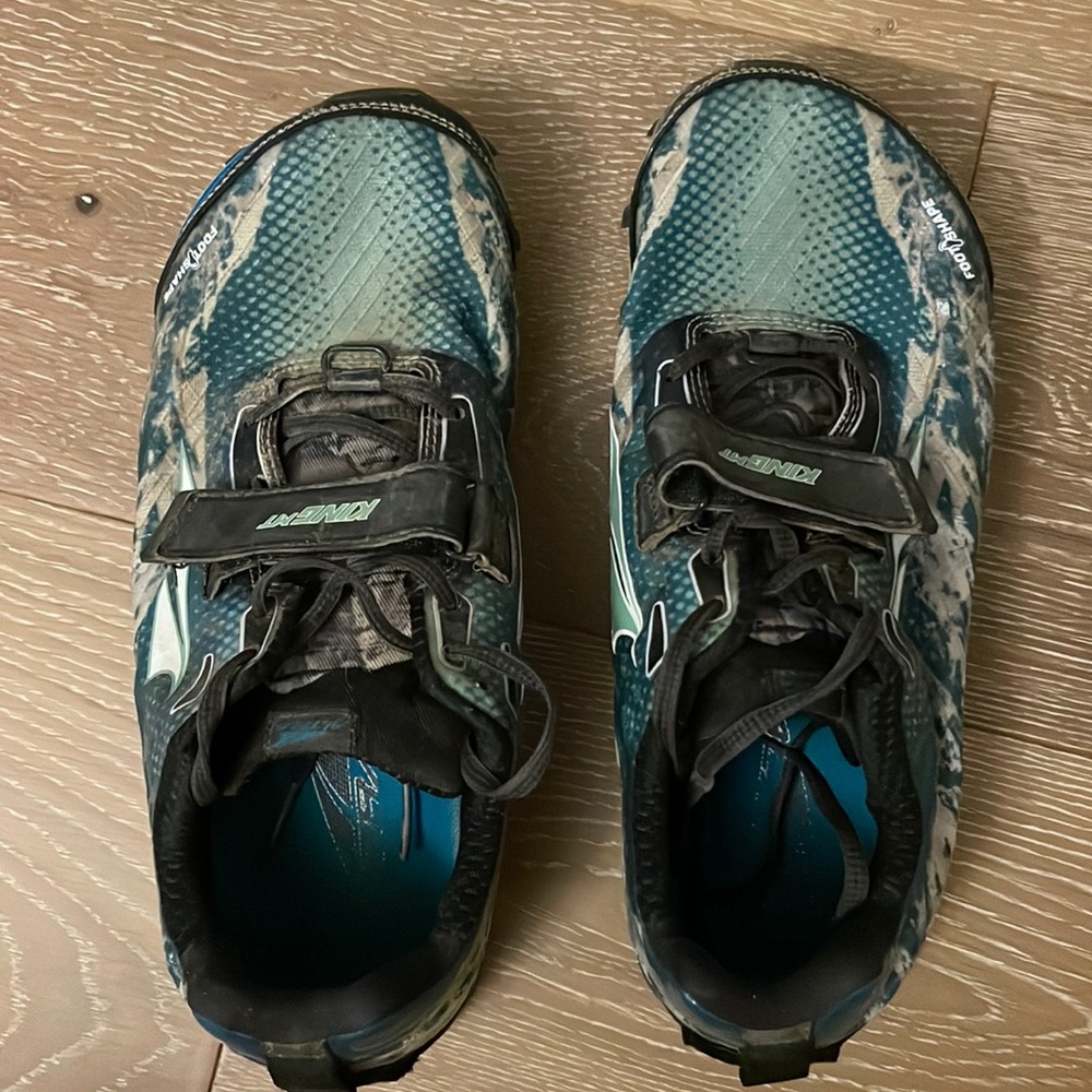 Women’s 9.5 Altras